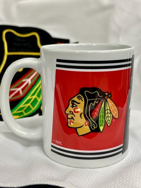 HAWKS SIDELINE STRIPE LOGO MUG