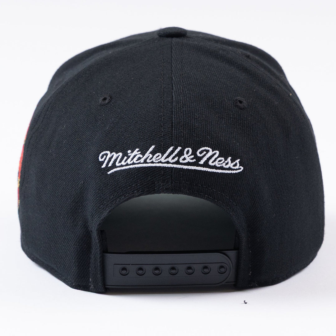 Mitchell & Ness Chicago Blackhawks Dynasty Snapback