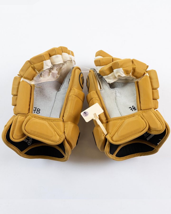 TJ Brodie Game-Used Winter Classic Gloves 19989