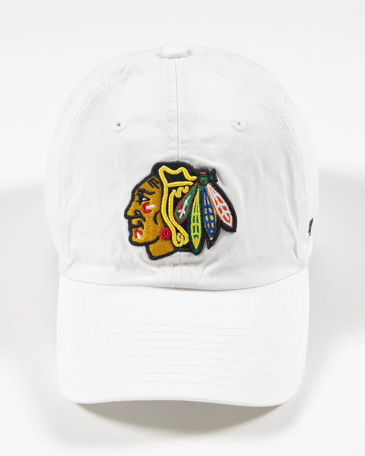 '47 White Primary Logo Chicago Blackhawks Clean Up Cap